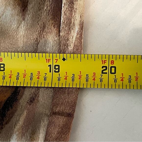 Maggy  London Brown Tan Ruched Fitted Party Event Feminine Dress NWOT Size 8 - Picture 12 of 13